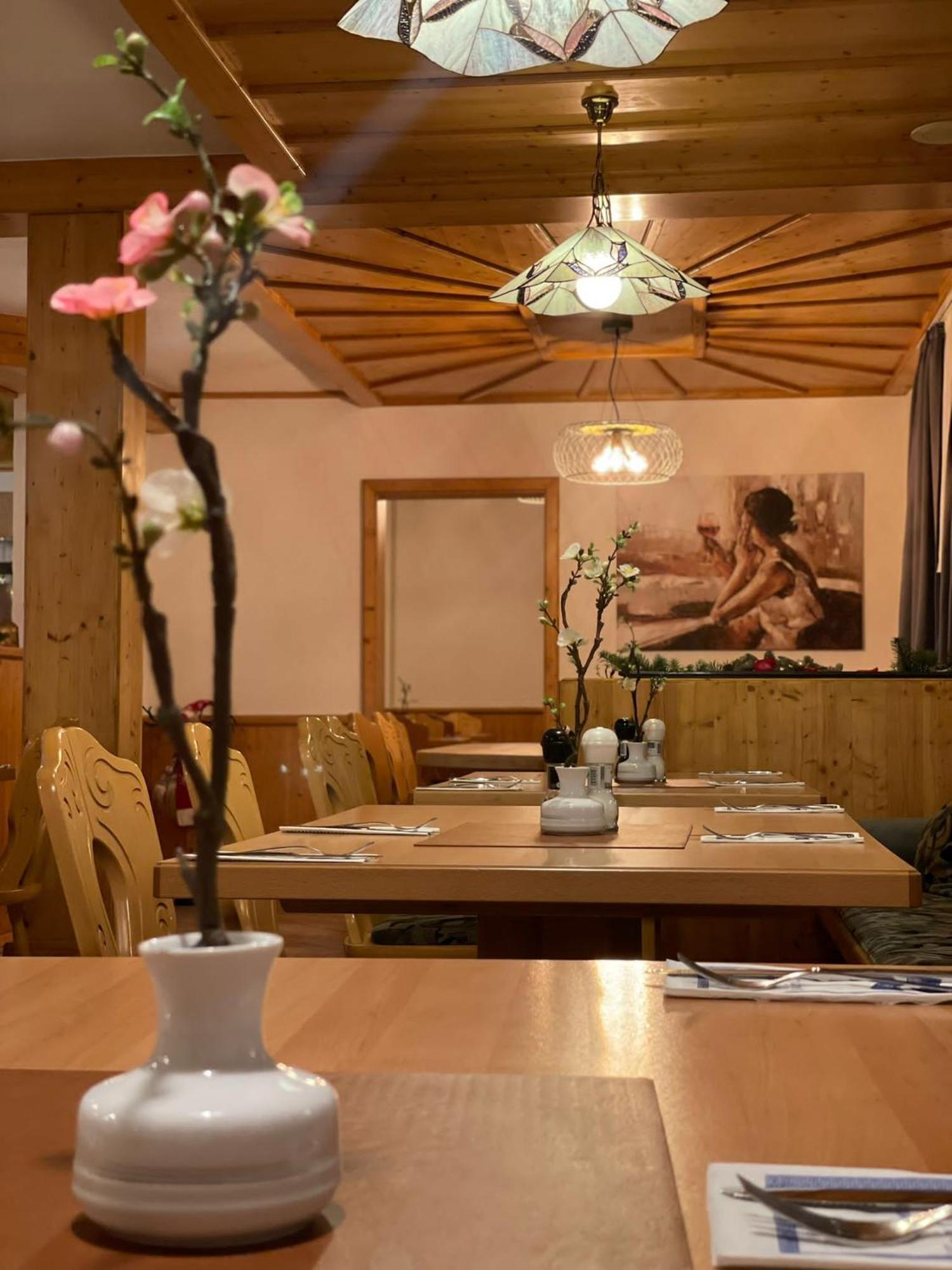 Orsingen-Nenzingen Gasthaus Hecht מראה חיצוני תמונה
